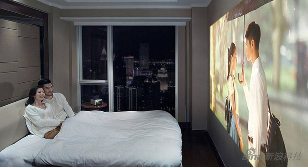 极米Z5梯形校正使用场景