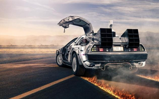 （《回到未来》中可以穿梭时时空的&nbsp;DeLorean DMC-12，图自：Google Plus）