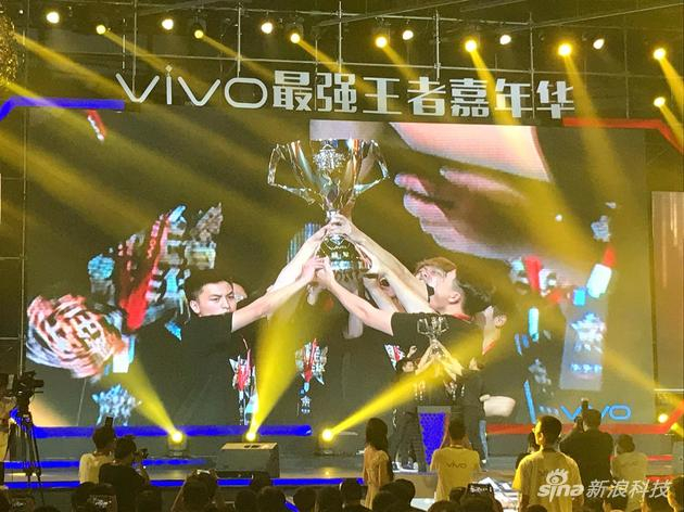 最终获胜的LEG战队