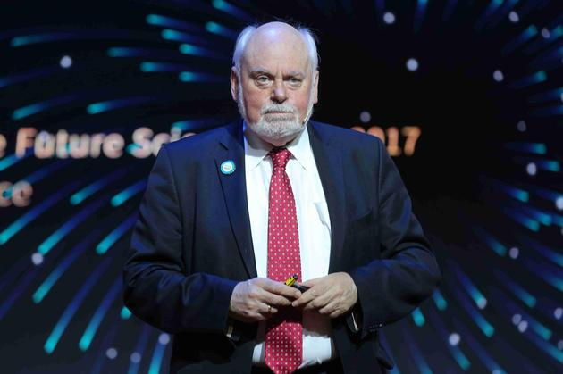 美国西北大学化学系董事会教授、2016年诺贝尔化学奖获得者 James Fraser STODDART