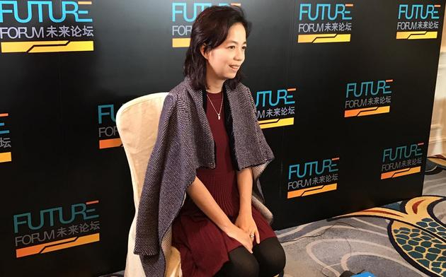 李飞飞接受新浪科技采访