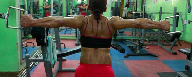 如果女性突然变得比男性更加强大，现今的社会将发生怎样的变化呢？