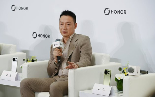 荣耀CEO李健