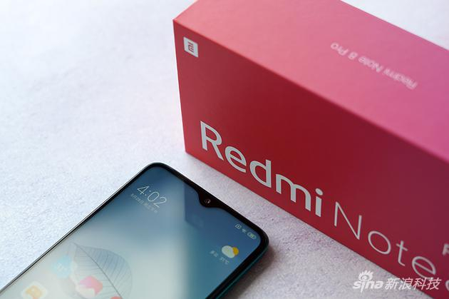 这次水滴屏圆滑多了