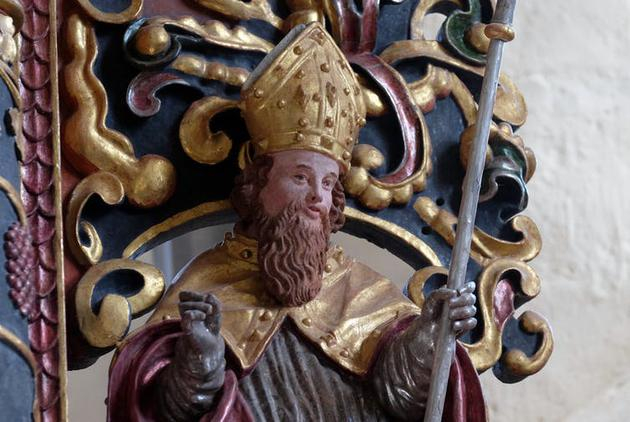 　　天主教圣人“希波的奥古斯丁”（354-430）在成为圣人之前，也曾度过一段“无性不欢”的时光。在他的《忏悔录》（Confessios）中，他将前半生的自己描述为“性冲动的奴隶”。