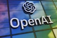 奥特曼：OpenAI对放慢顶尖AI的研发速度持开放态度