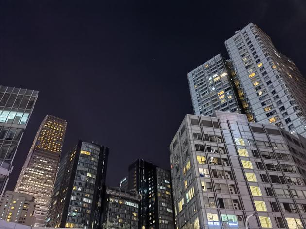 华为Mate40 Pro夜景模式拍摄