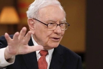 巴菲特感慨“苹果卖早了”！当前市场跌幅不足以让他激动