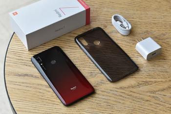 Redmi 7魅夜红开箱