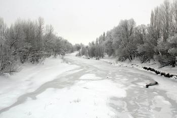 土耳其冬日银装雪景