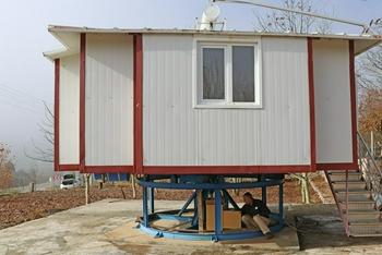 土耳其民众打造旋转房屋