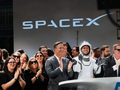 SpaceX创下纪录的IPO数日后发行债券，披露现金储备超1000亿美元