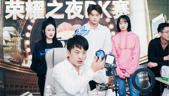 图片来源：辛巴微博