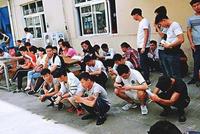投资人卧底工厂调查蓝领:他们真喜欢快手拼多多吗