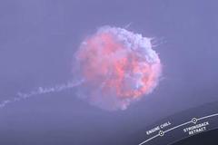 火箭爆炸！SpaceX成功测试载人飞船逃生能力