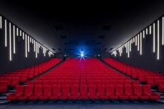 电影院恢复营业首日：175城排映 部分电影一票难求