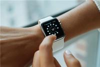 Apple Watch上线微信支付功能:不用带手机了