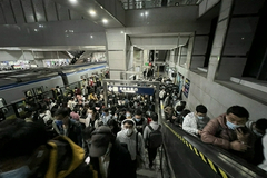 经历裁员的大厂年轻人：怀疑、反思、调整，期待下一站