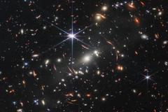 科普：“一粒沙”中的星系团——詹姆斯·韦布空间望远镜拍到了什么
