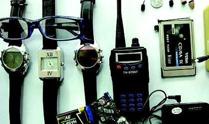  考研作弊工具 眼镜手表等（图源于网络）