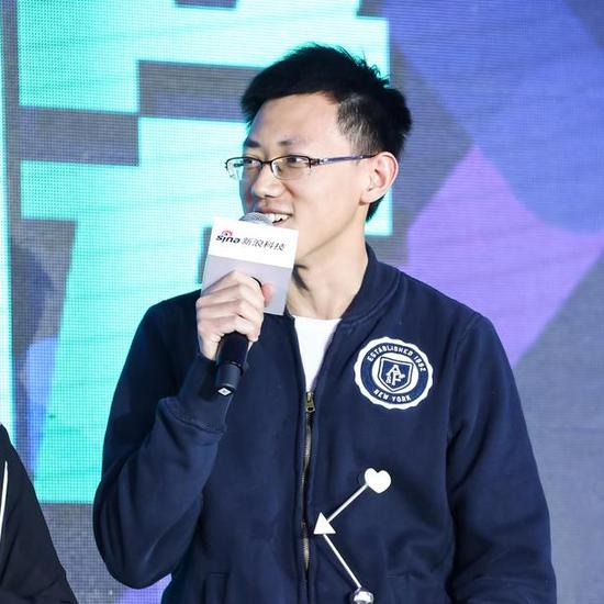 图灵机器人获2017科技风云榜年度最具潜力创业企业，图为图灵机器人联合创始人郭家