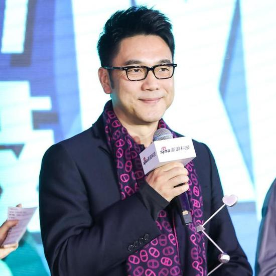 饭爷获2017年度科技风云榜年度最佳初创企业，图为饭爷创始人林依轮