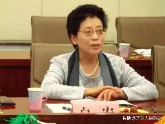 ·花400万美容的北京市卫生局原工会主席白宏。