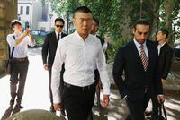高云翔涉性侵案再审 申请受害人出庭失败