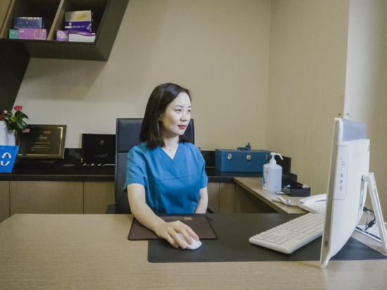 甄选大医生丨刘丽娜主任专访仁心仁术妙手生花精雕细琢闻名遐迩