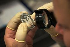 美国金银币需求激增 铸币局产能告急