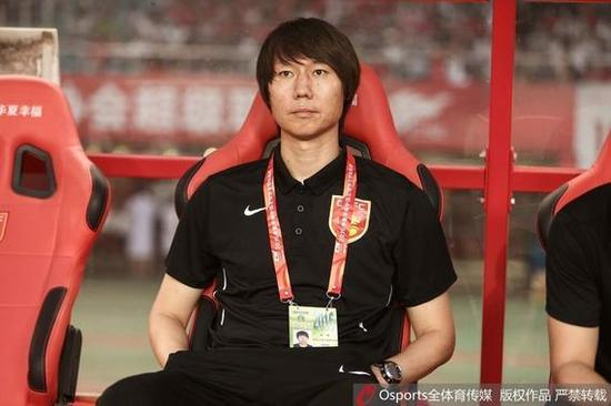 李铁质疑郭炳颜