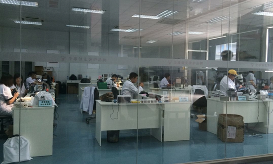 探秘国内最大的奢侈品鉴定养护基地