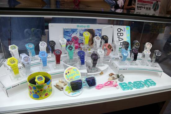 BABY-G 现场手表展示区