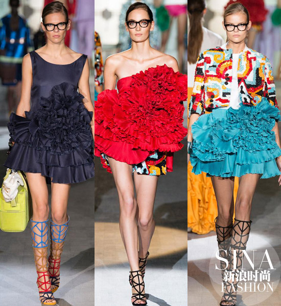 Dsquared²：褶皱的立体花饰