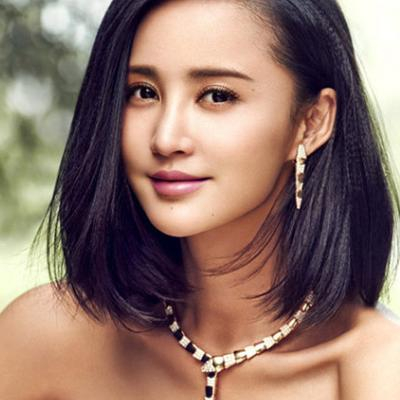 大地色妆容