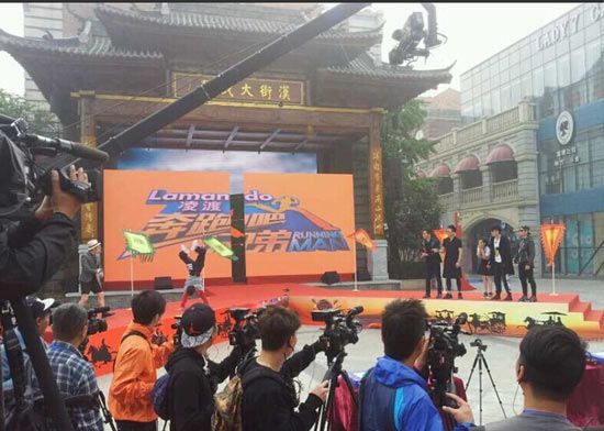 现代“清明上河图”