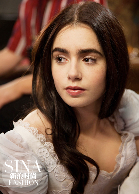 丽莉·柯林斯&nbsp;饰演白雪公主