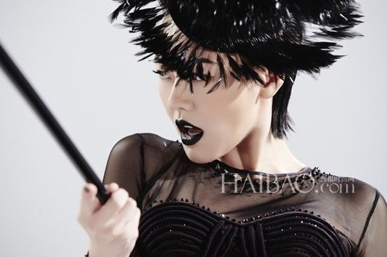 《心脏喷血》MV