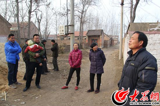 对外界的索车传言， 朱楼村村民表示不满和委屈