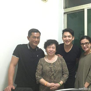 赵薇广州吃潮州菜古天乐钟汉良黑白双煞_手机新浪网