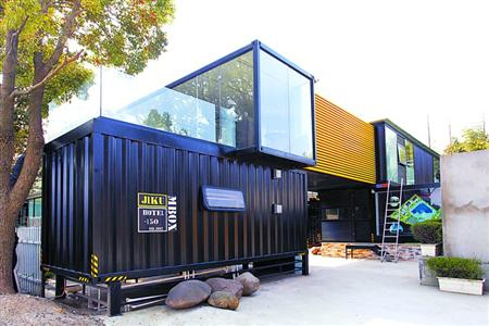 　客厅卧室厨房办公室一应俱全