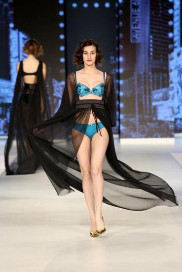 黛安芬内衣展示