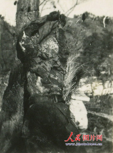 黄继光烈士遗照之一，我们以沉痛的心情缅怀烈士。