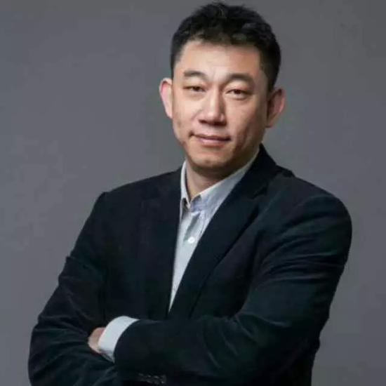 前国安足球运动员周宁一家。