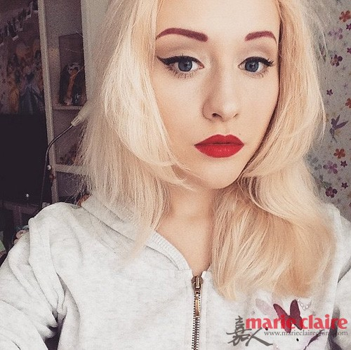 发色和眉毛颜色要搭