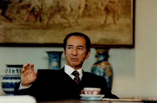 澳门赌王何鸿燊