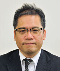 山城宏（1958.8.12-），仍在日本一线