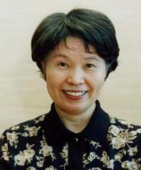 楠光子（1939.9.3-），仍然现役