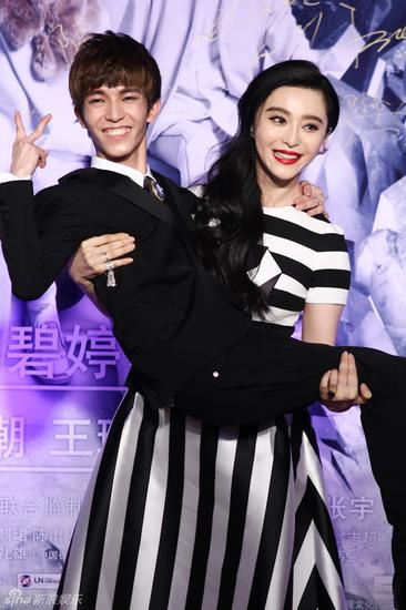 我得儿意的笑！