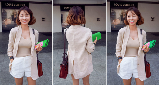 时尚纯色亚麻短裤搭配纯色背心与翻领外套，演绎优雅之外的休闲之感